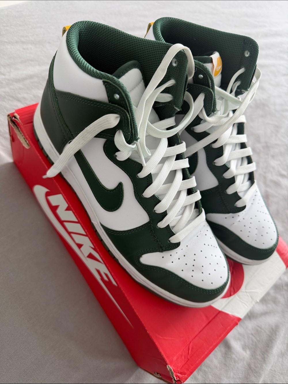 Nike Dunk Hi Retro- High-Top Sneakers in White and Dark Green with Yellow Accent